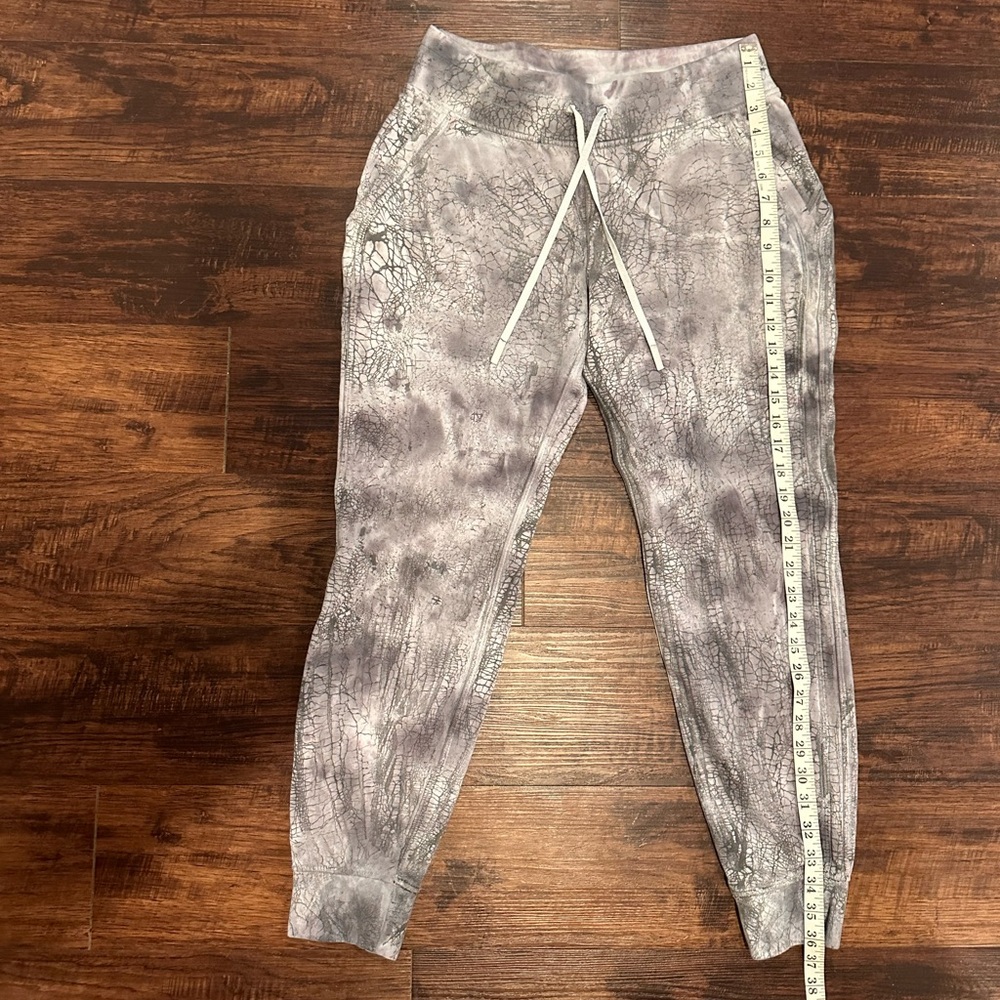 Gray Lululemon Tie Dyed Patterned Joggers With Dr… - image 1